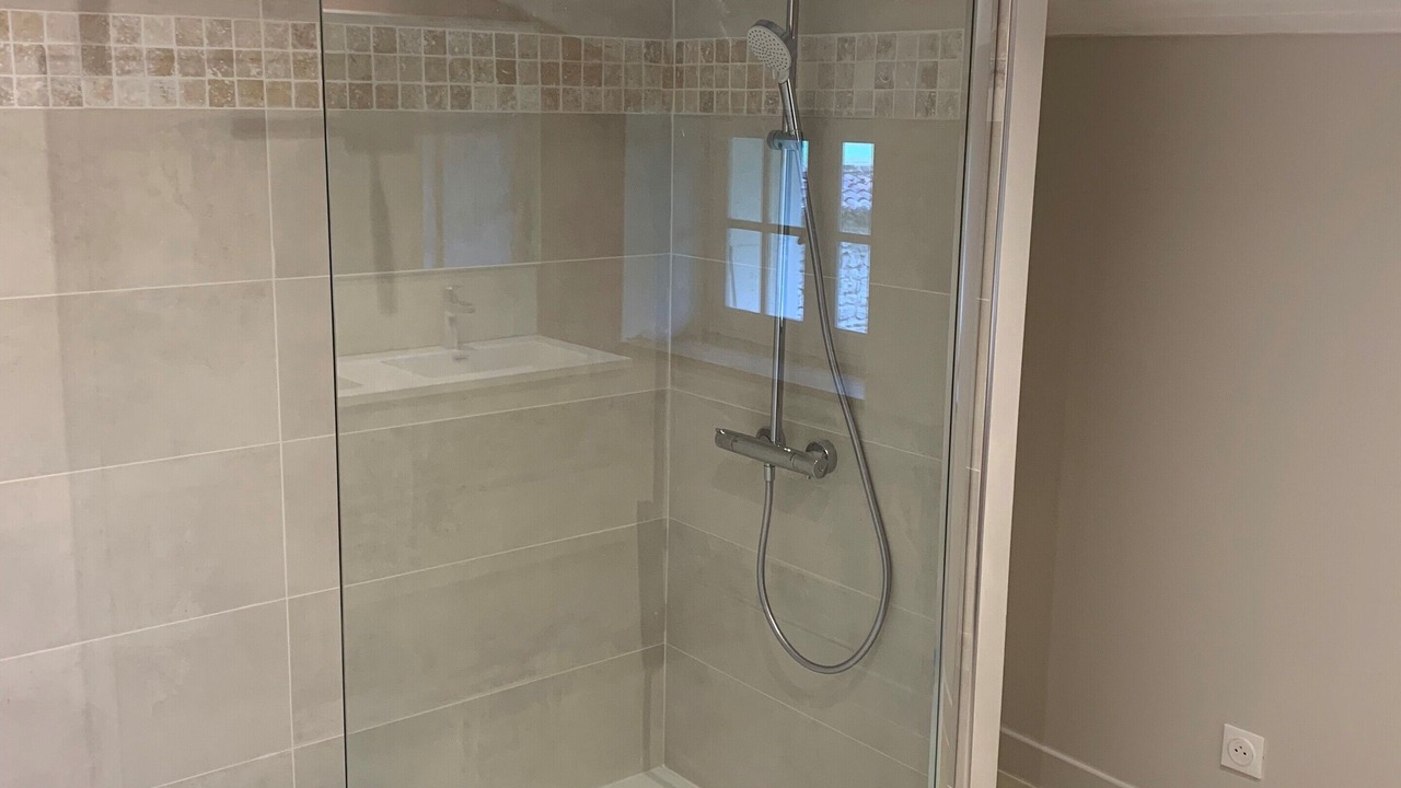 Photo of Bathroom in Ronsenac