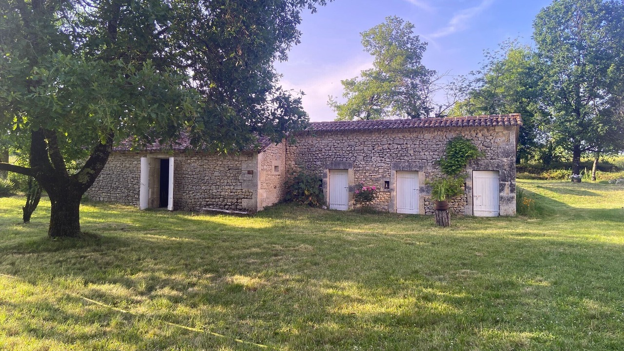 Photo of Outdoor in Ronsenac