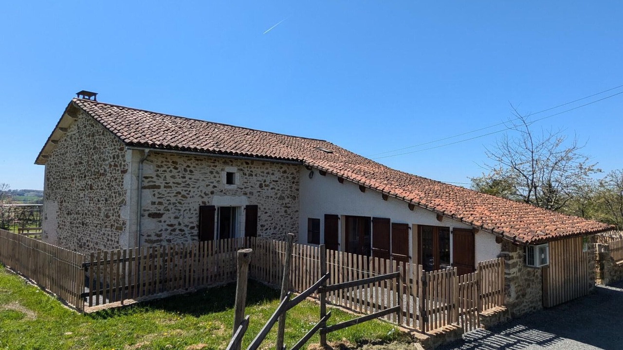 Photo of Outdoor in Ecuras