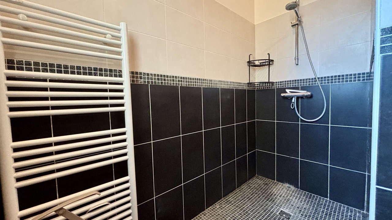 Photo of Bathroom in Cheray