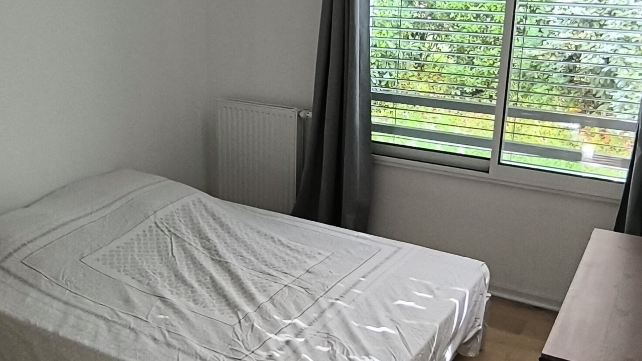 Photo of Bedroom in Begles