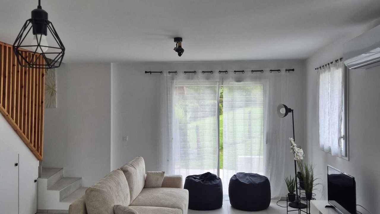 Photo of Livingroom in Bardos