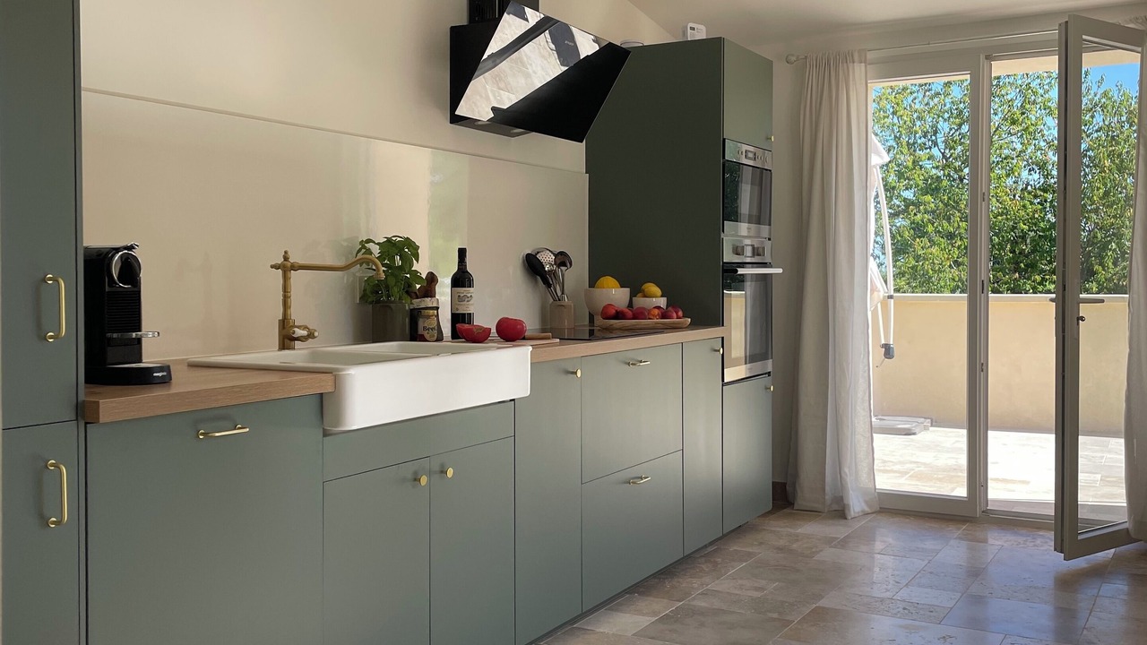 Photo of Kitchen in Saint-Christophe-des-Bardes