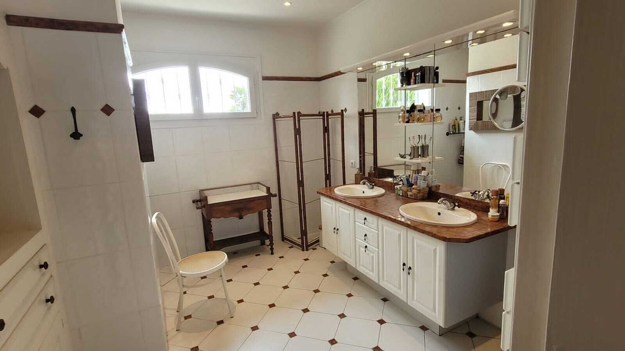 Photo of Bathroom in Courpignac