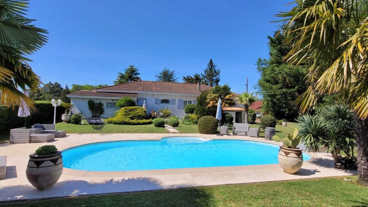 Photo of Outdoor in Courpignac