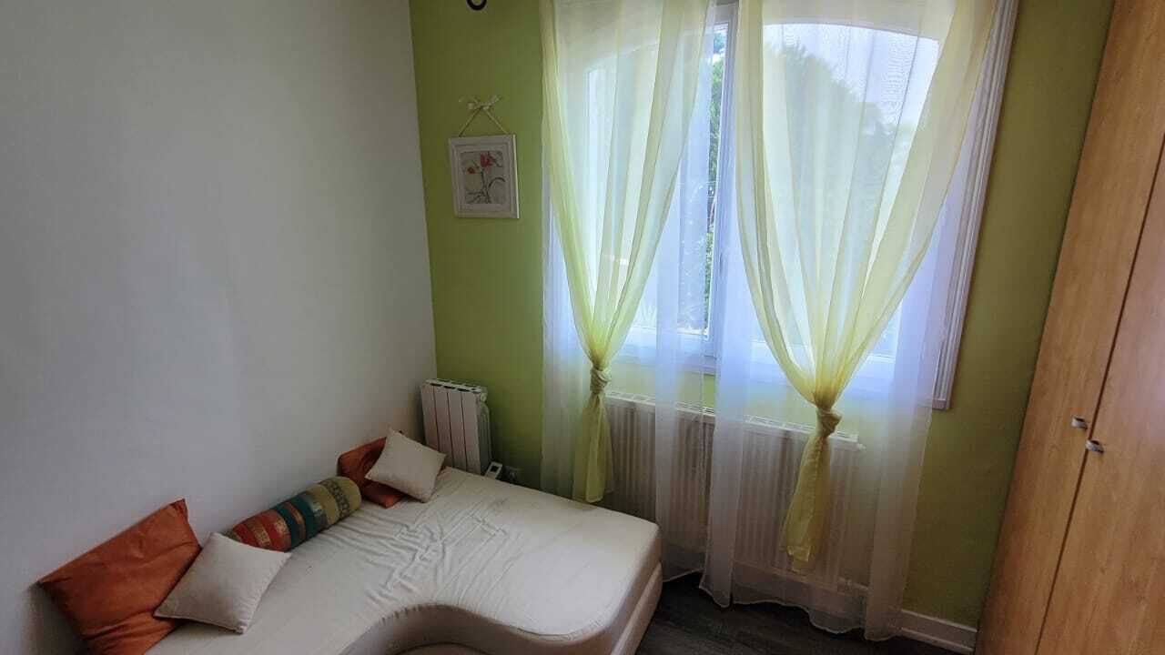 Photo of Bedroom in Courpignac
