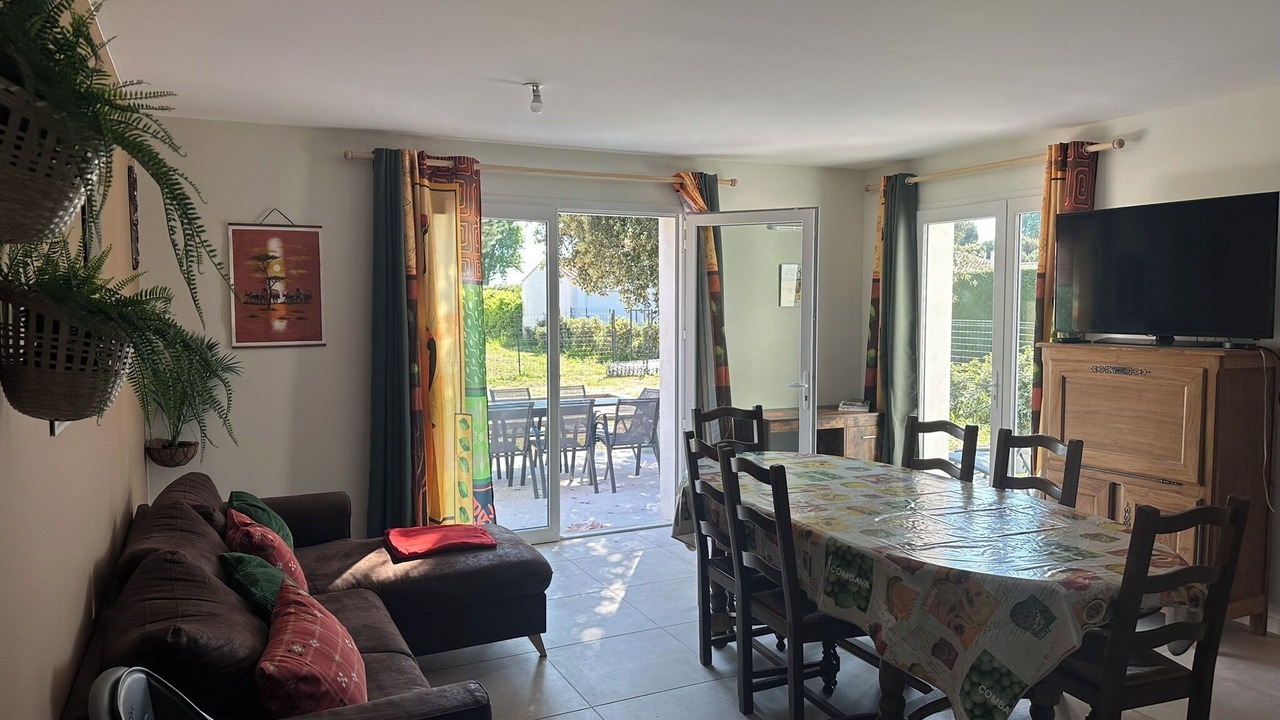 Photo of Livingroom in Le Chateau-d'Oleron