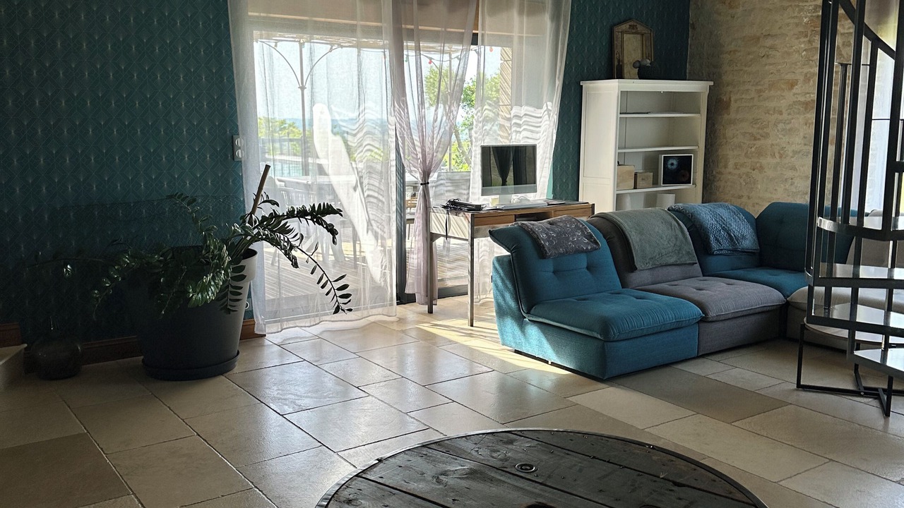 Photo of Livingroom in Saint-Robert