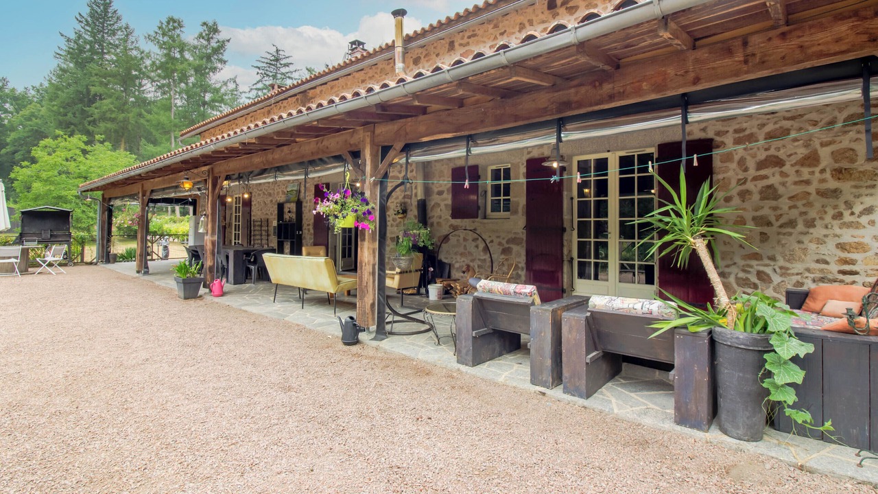 Photo of Patio Balcony in Piegut-Pluviers