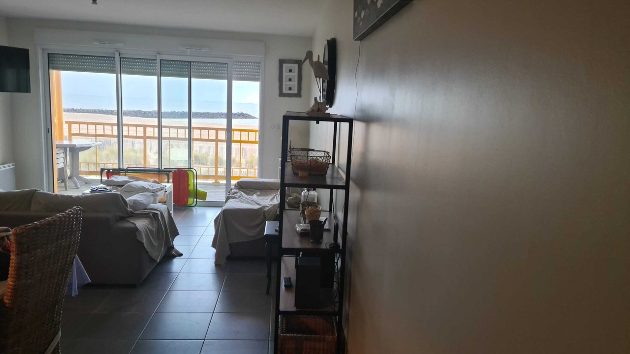 Photo of Livingroom in Port District
