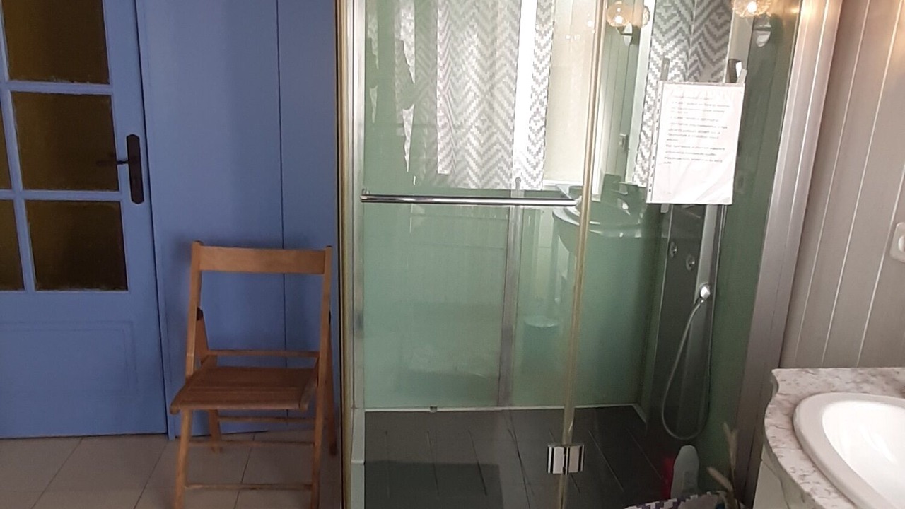 Photo of Bathroom in Ligne