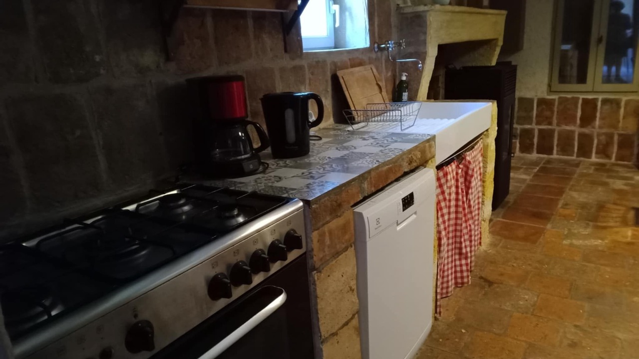 Photo of Kitchen in Saint-Magne-de-Castillon