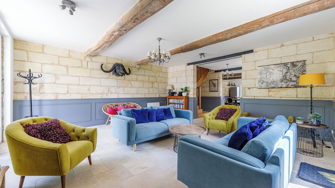 Photo of Livingroom in Sainte-Terre