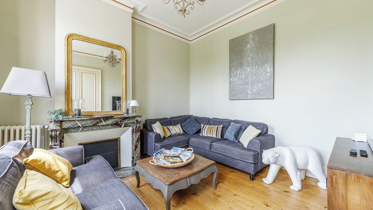 Photo of Livingroom in Sainte-Terre