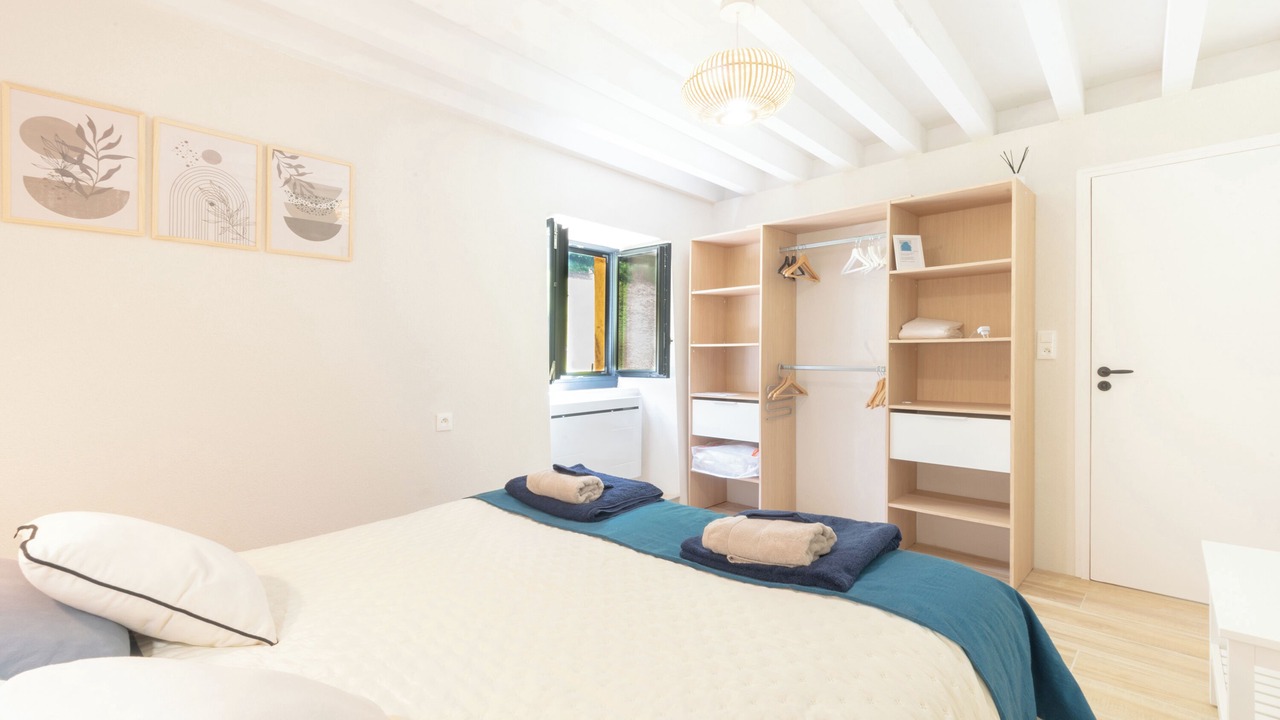 Photo of Bedroom in Accous