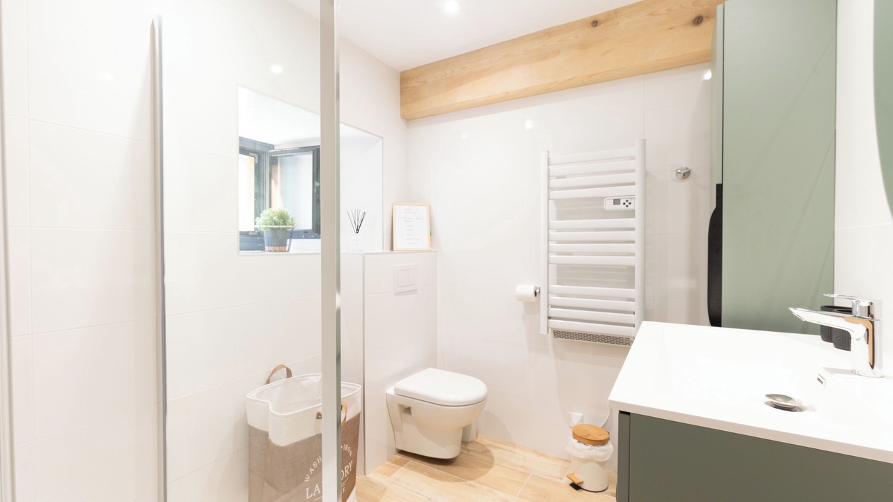 Photo of Bathroom in Accous