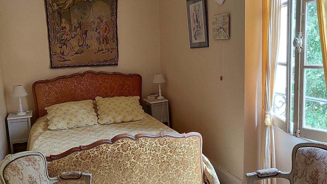 Photo of Bedroom in Sainte-Maure-de-Peyriac