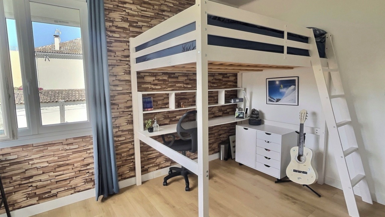 Photo of Bedroom in Hyeres City Centre