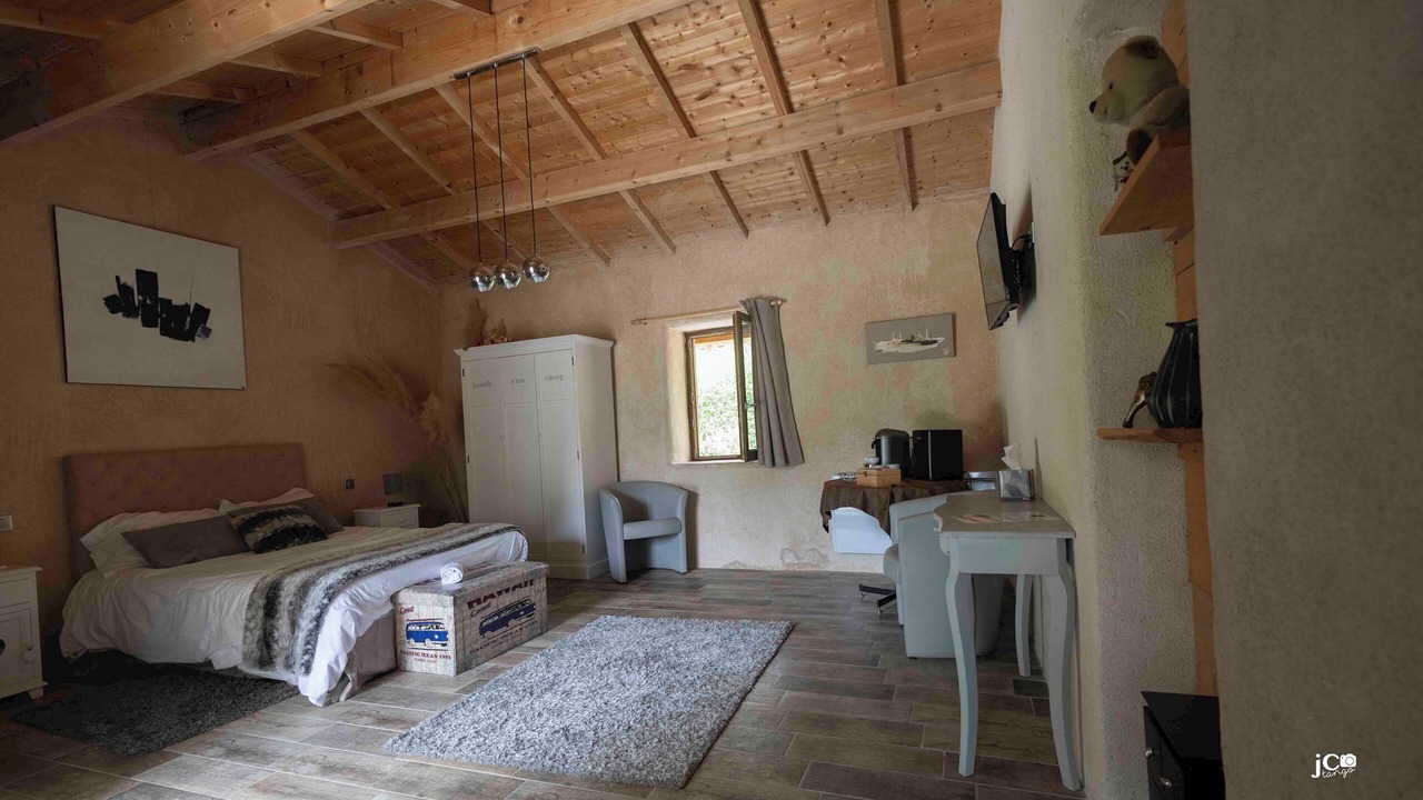 Photo of Bedroom in Pamproux