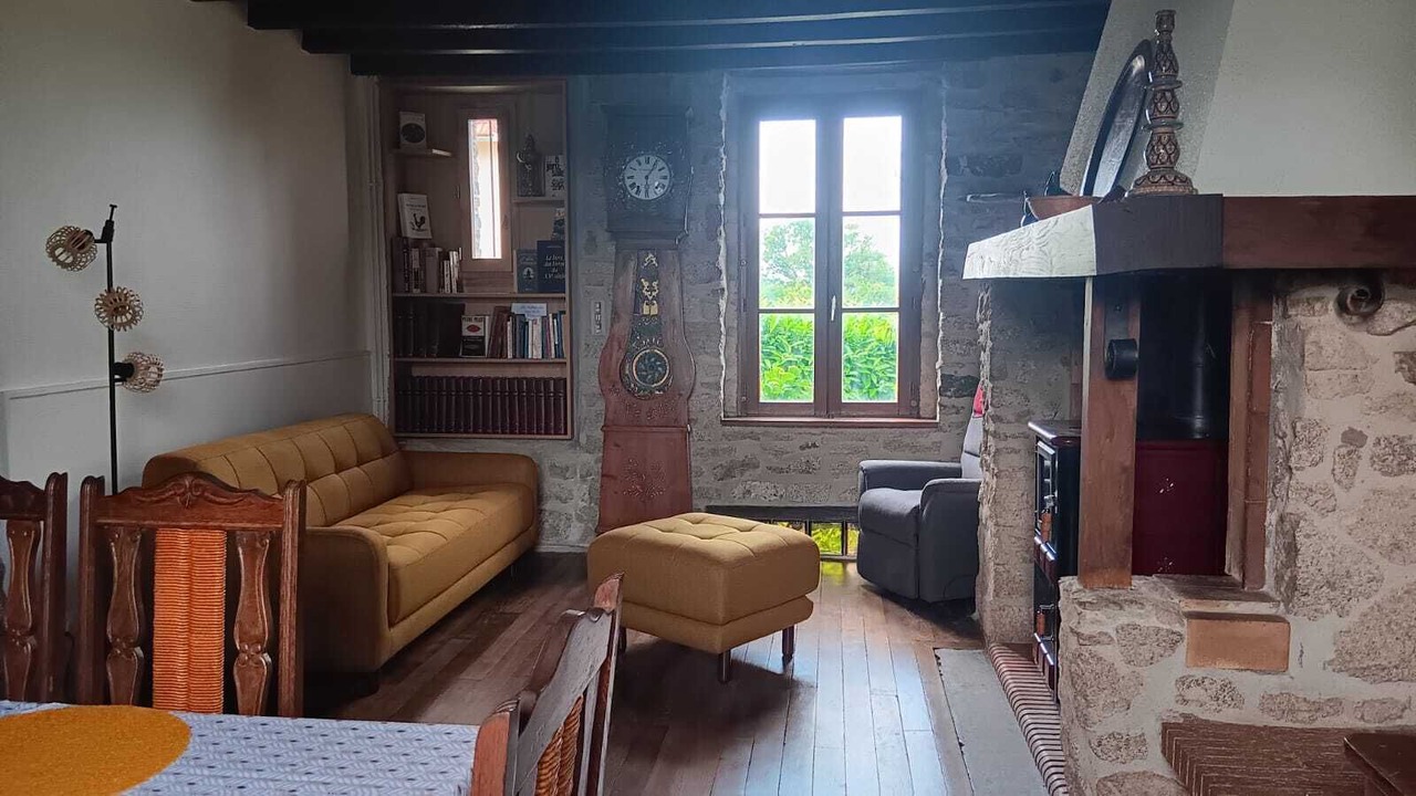 Photo of Livingroom in Saint-Sulpice-le-Dunois