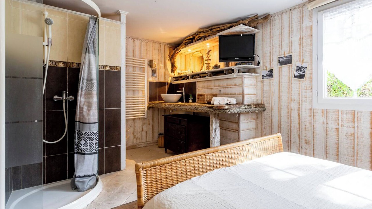Photo of Bedroom in Cap-Ferret