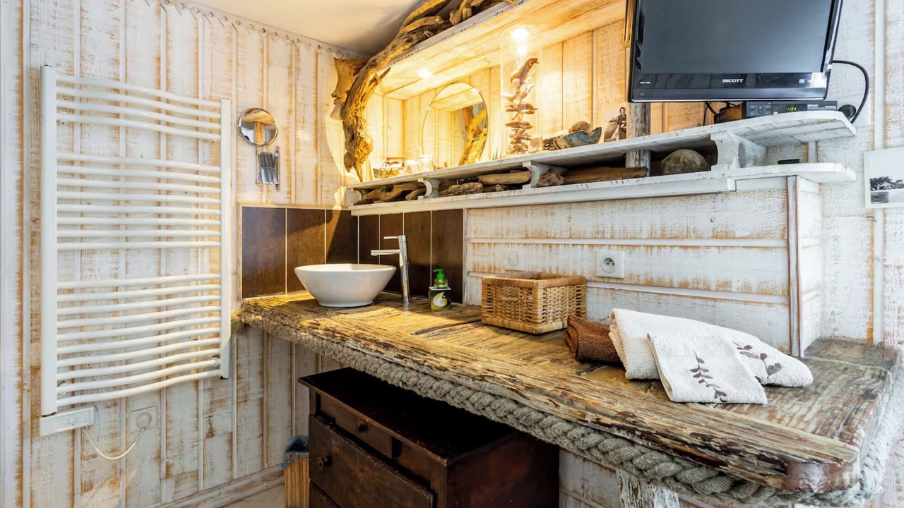 Photo of Bathroom in Cap-Ferret