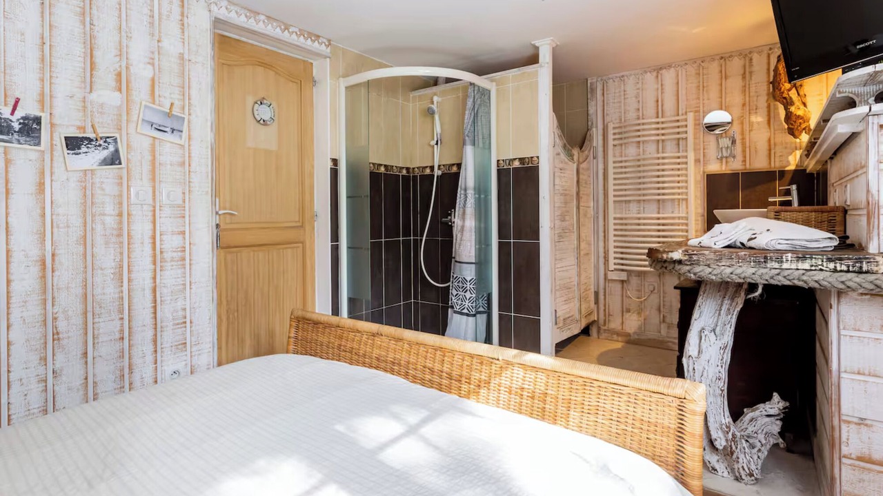 Photo of Bedroom in Cap-Ferret