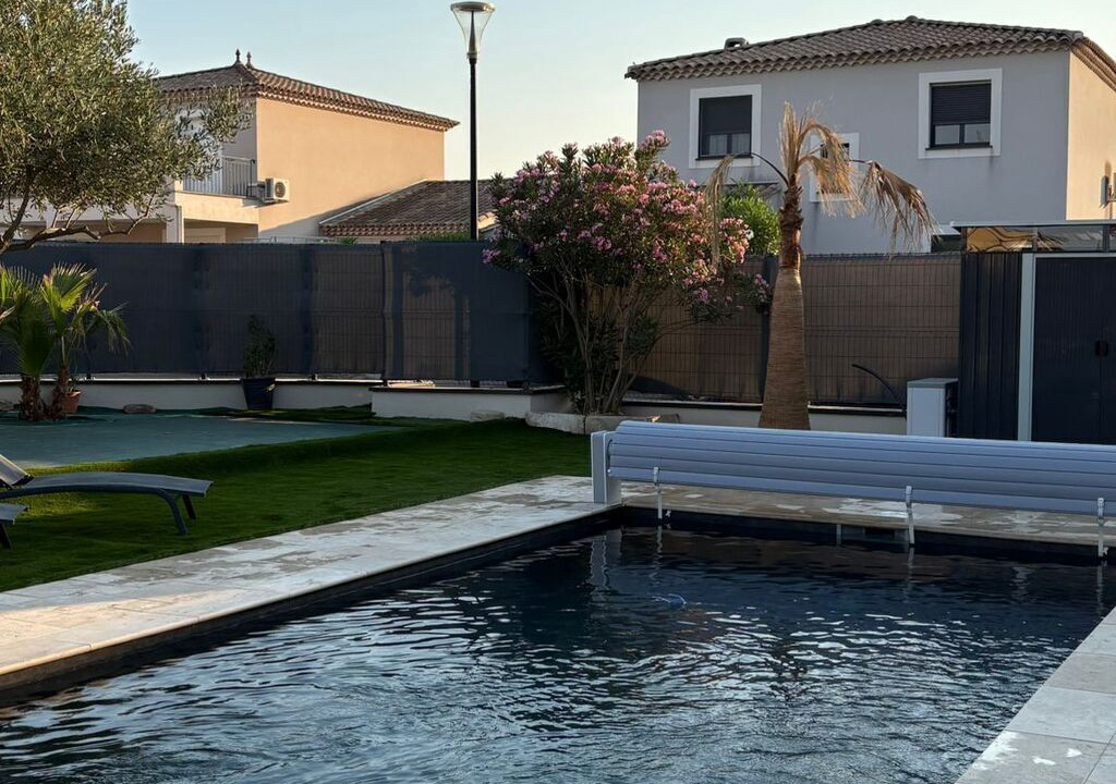 Photo of Outdoor in Beaucaire