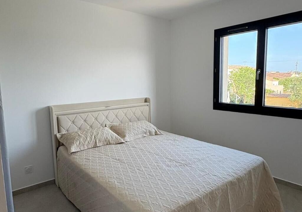 Photo of Bedroom in Beaucaire