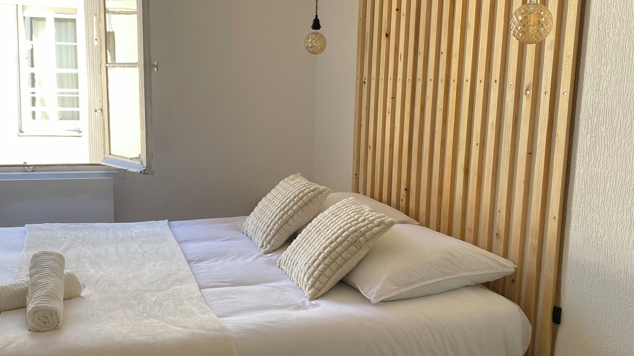 Photo of Bedroom in Saint Genes
