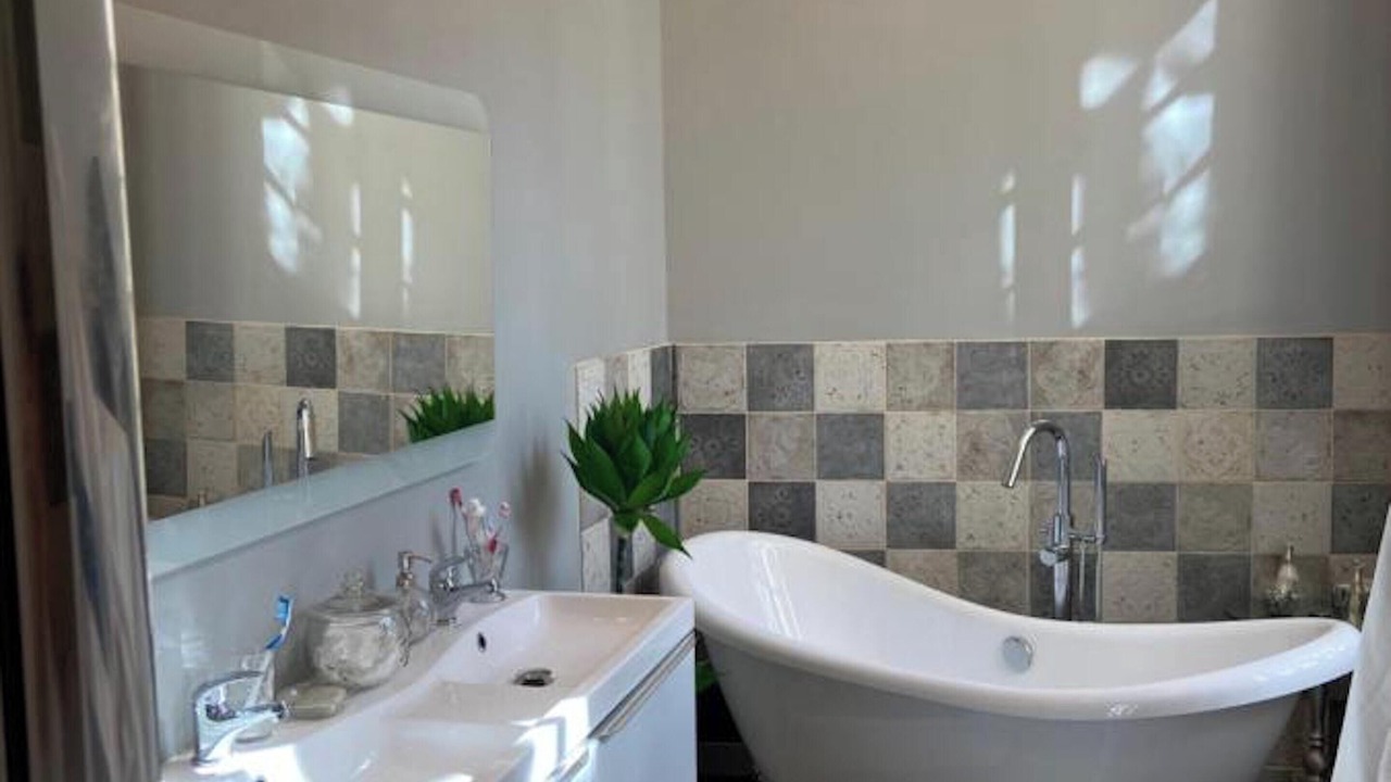 Photo of Bathroom in Centre Ville
