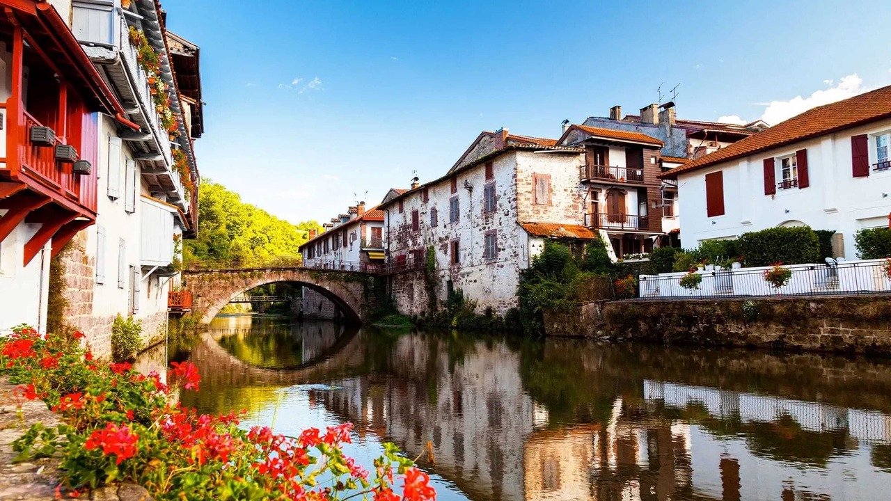 Photo of Others in Saint-Jean-Pied-de-Port