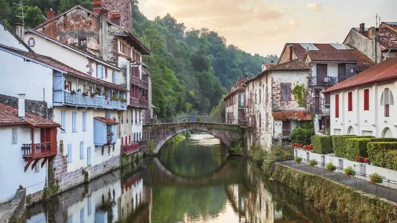Photo of Others in Saint-Jean-Pied-de-Port