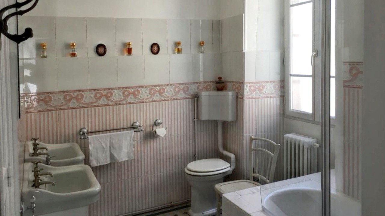 Photo of Bathroom in Correze