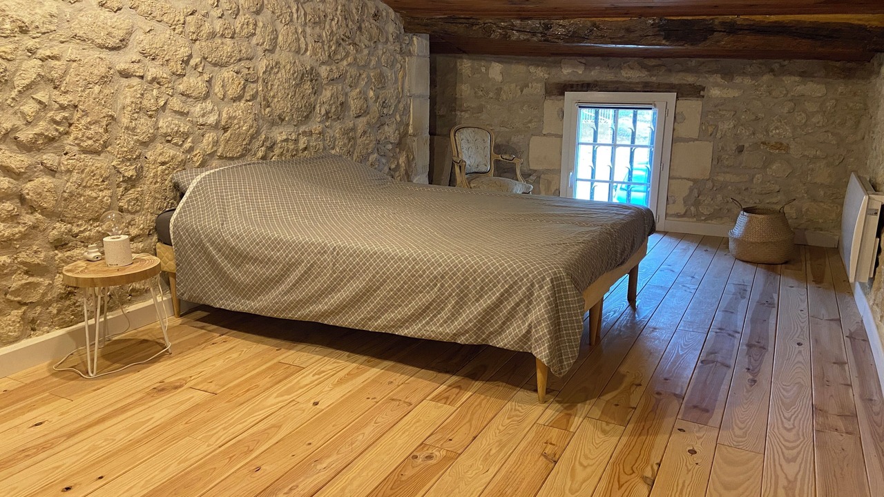 Photo of Bedroom in Puisseguin