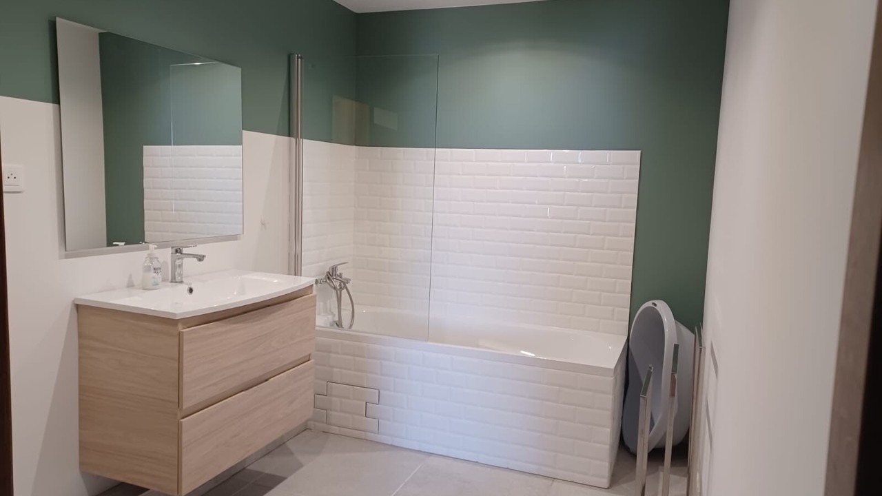 Photo of Bathroom in Puisseguin