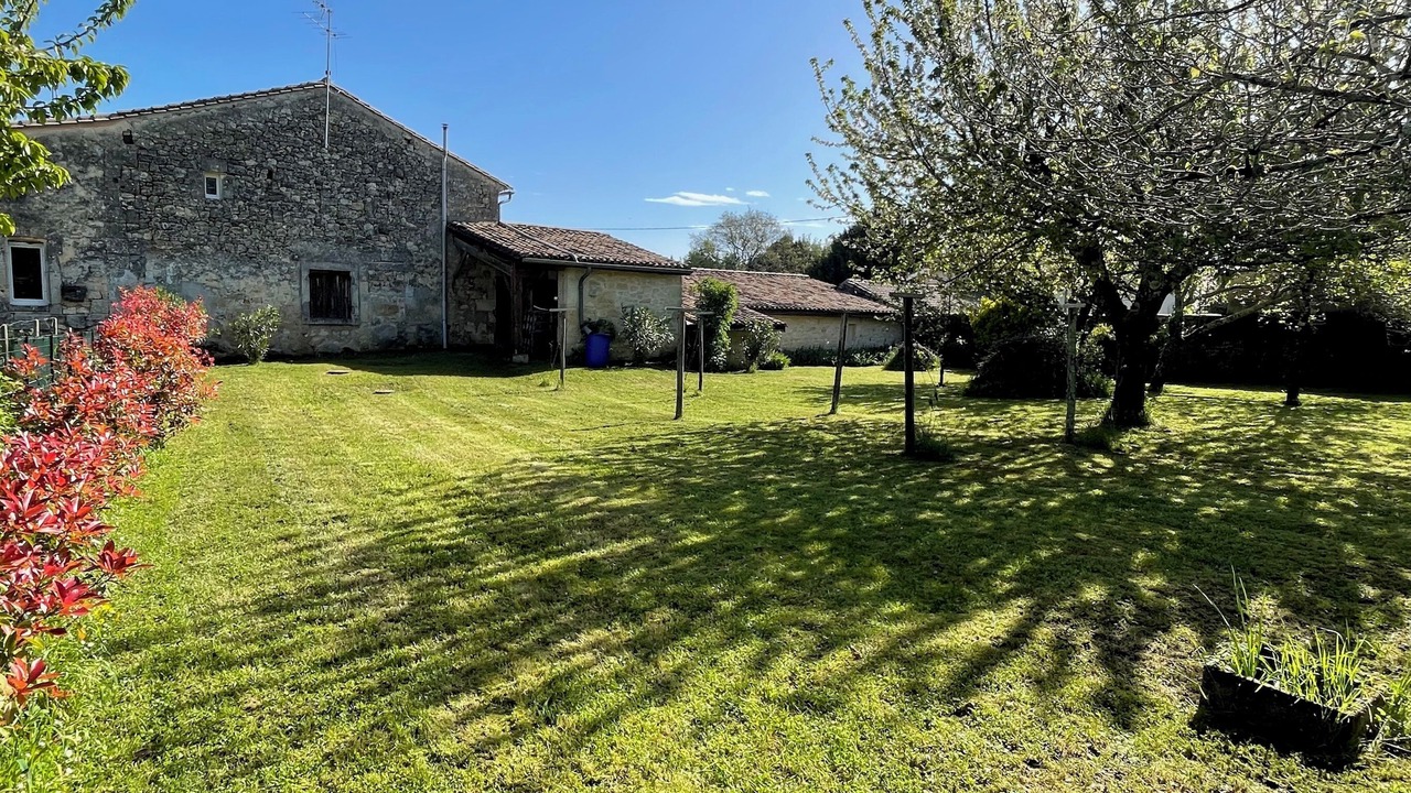 Photo of Outdoor in Grezillac