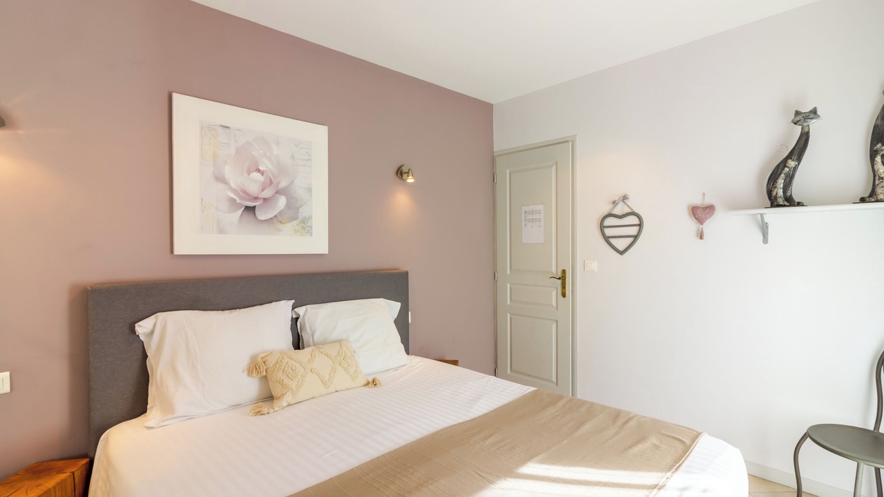 Photo of Bedroom in Proissans