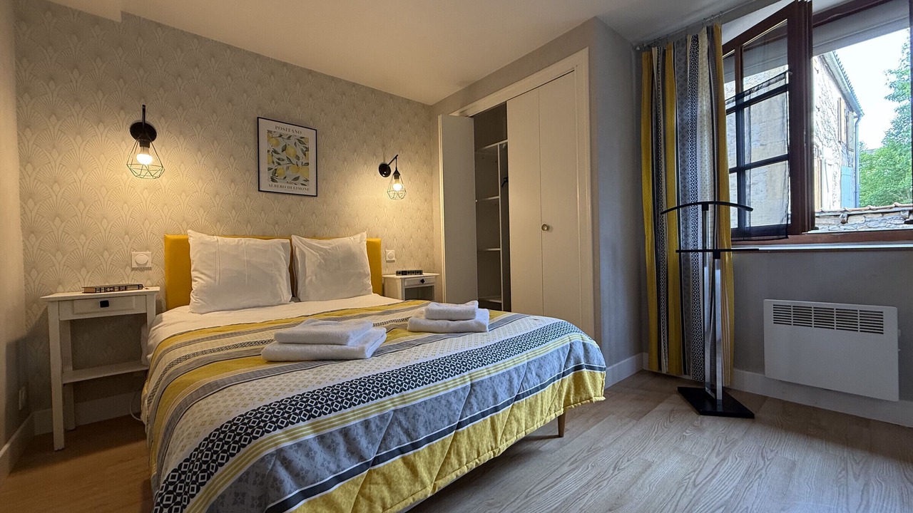 Photo of Bedroom in Excideuil