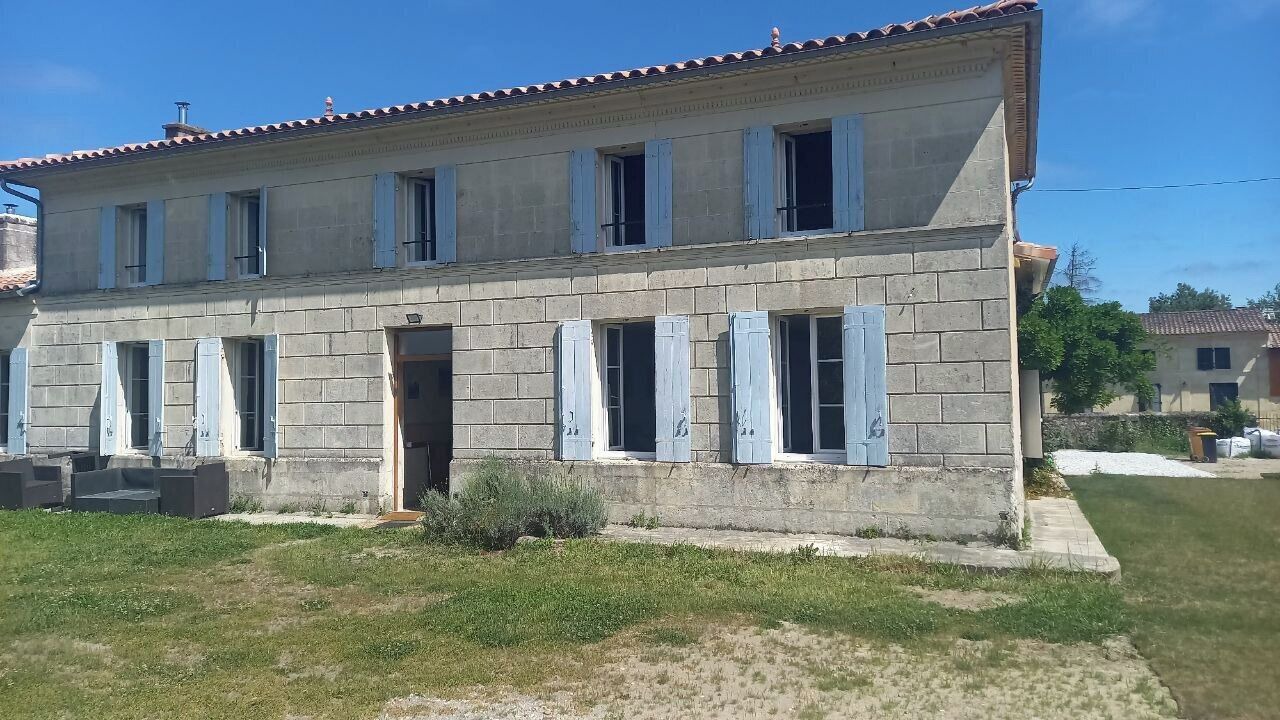 Photo of Outdoor in Saint-Yzan-de-Soudiac