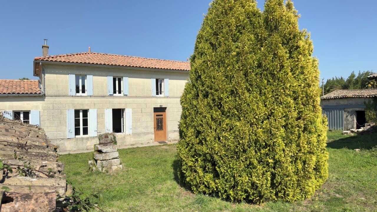 Photo of Outdoor in Saint-Yzan-de-Soudiac