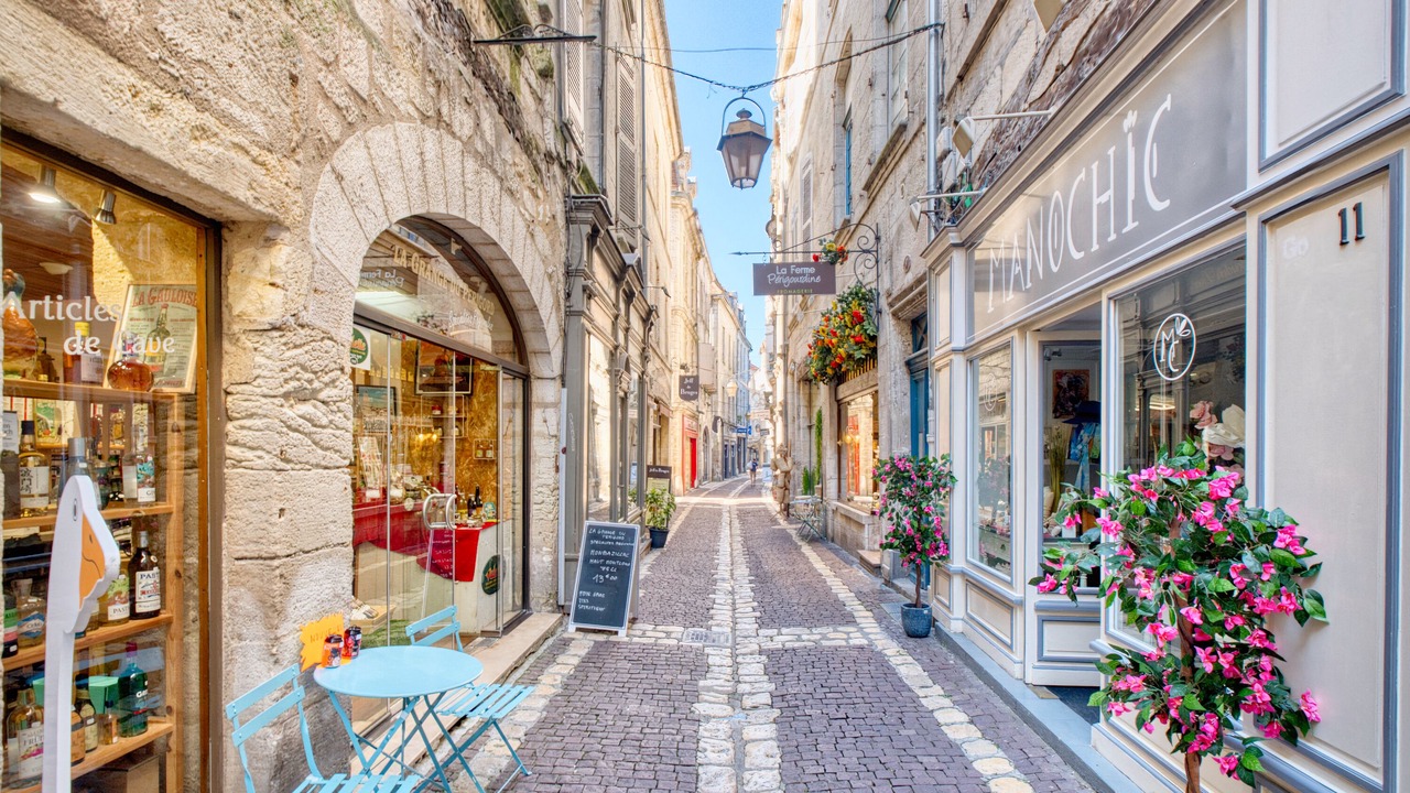 Photo of Others in Perigueux