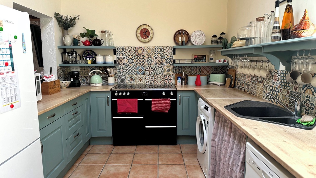 Photo of Kitchen in Saint-Romain