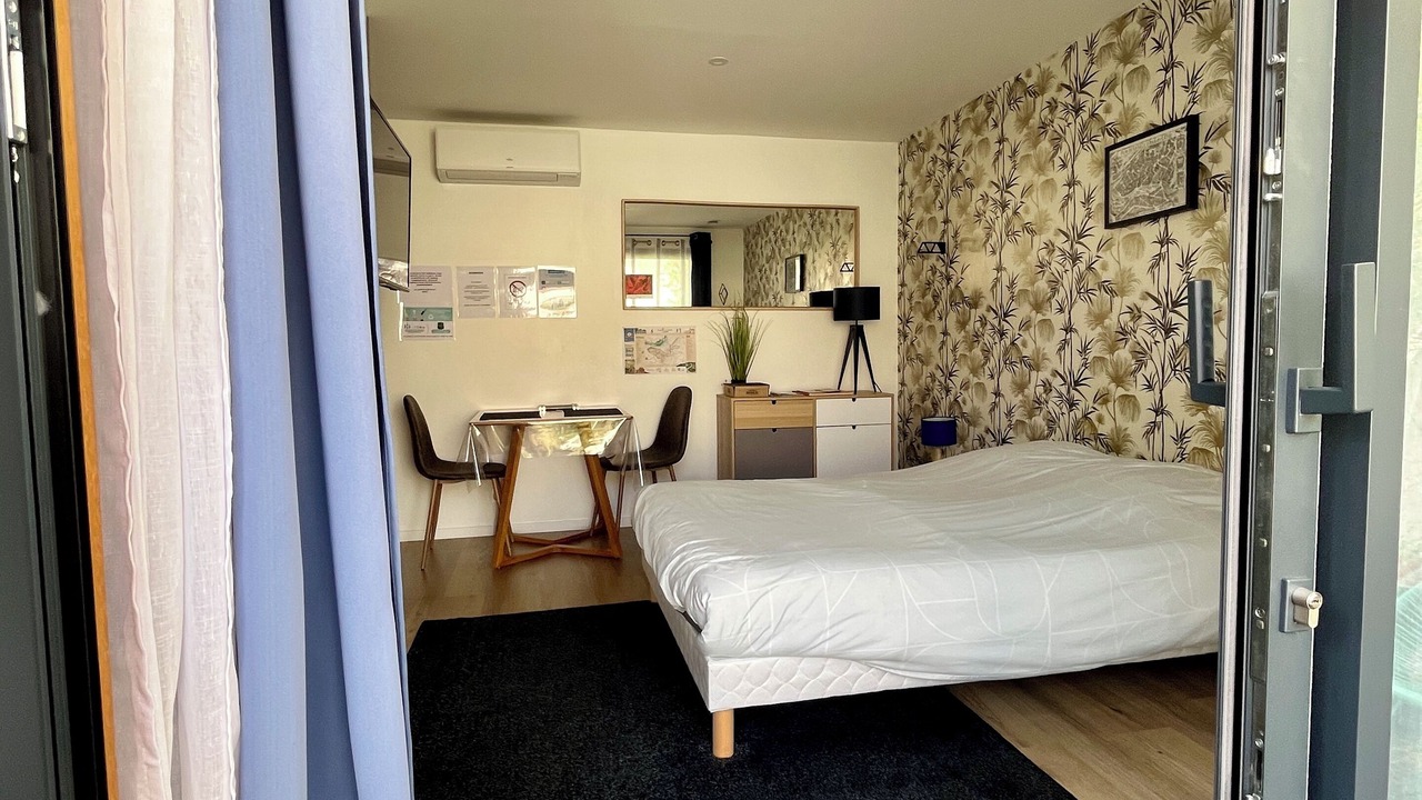 Photo of Bedroom in Angouleme