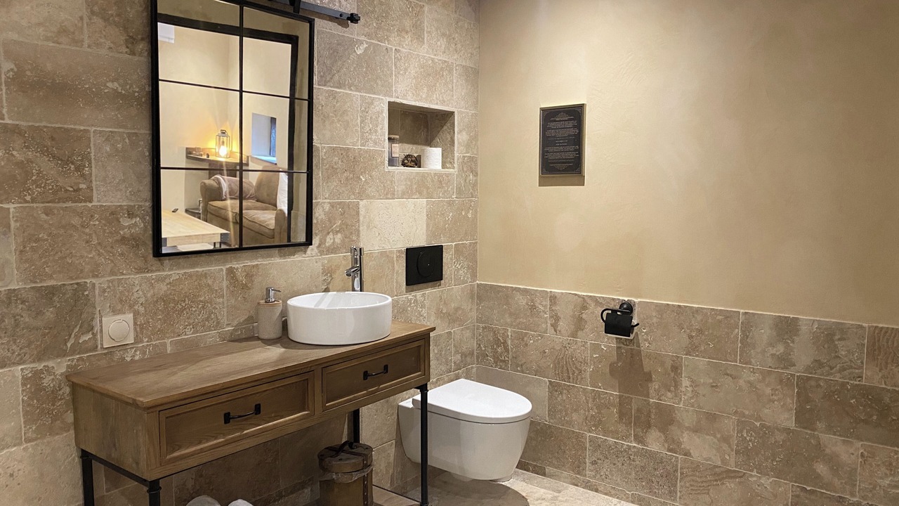 Photo of Bathroom in Cornil