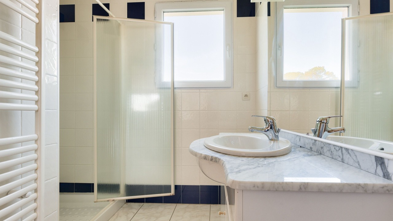 Photo of Bathroom in Taussat