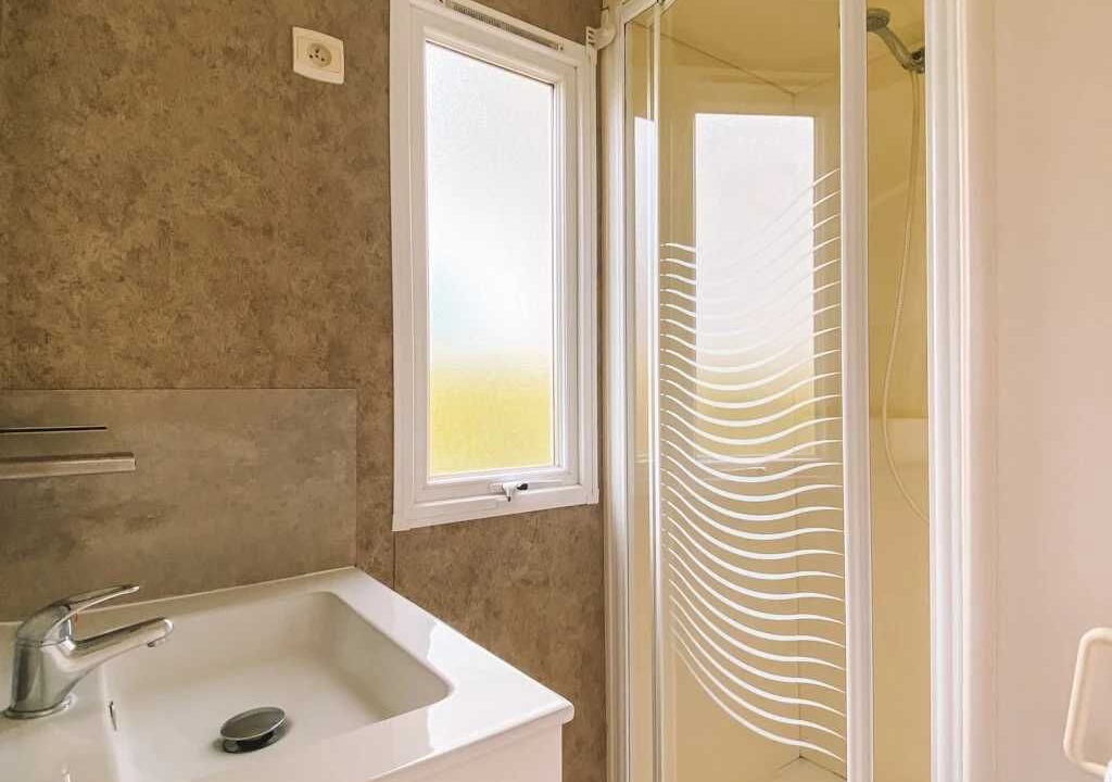 Photo of Bathroom in Surgeres
