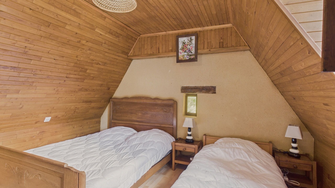 Photo of Bedroom in Saint-Crepin-et-Carlucet
