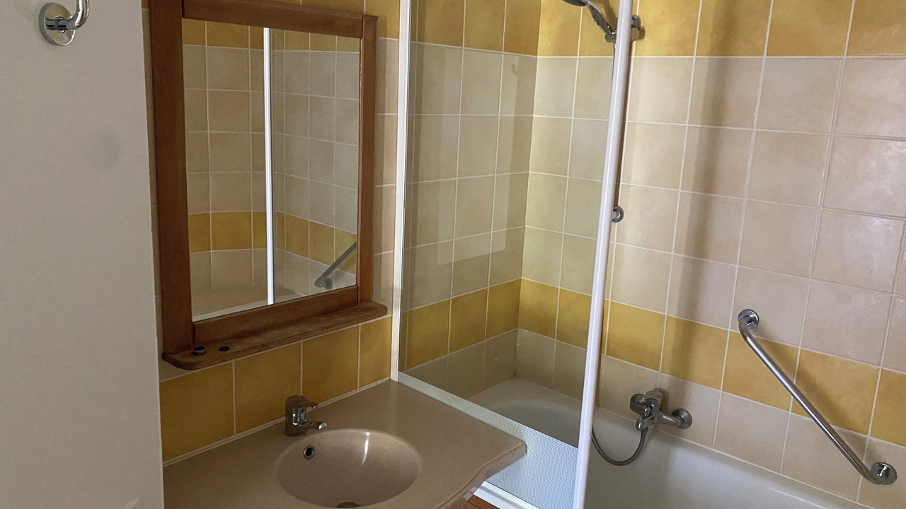 Photo of Bathroom in Monflanquin