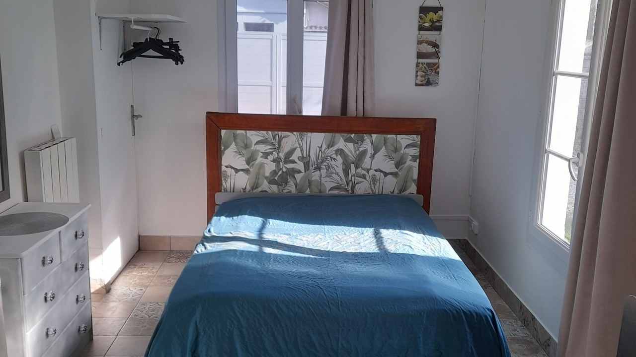 Photo of Bedroom in Saujon